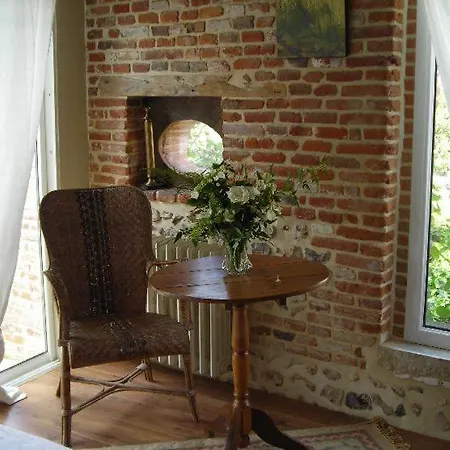 Le Clos Ste Anne Bed & Breakfast