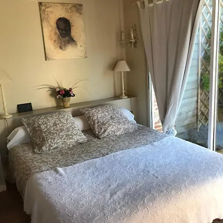 Bed & Breakfast Le Clos Ste Anne *