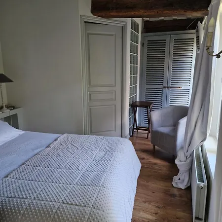 Le Clos Ste Anne Bed & Breakfast